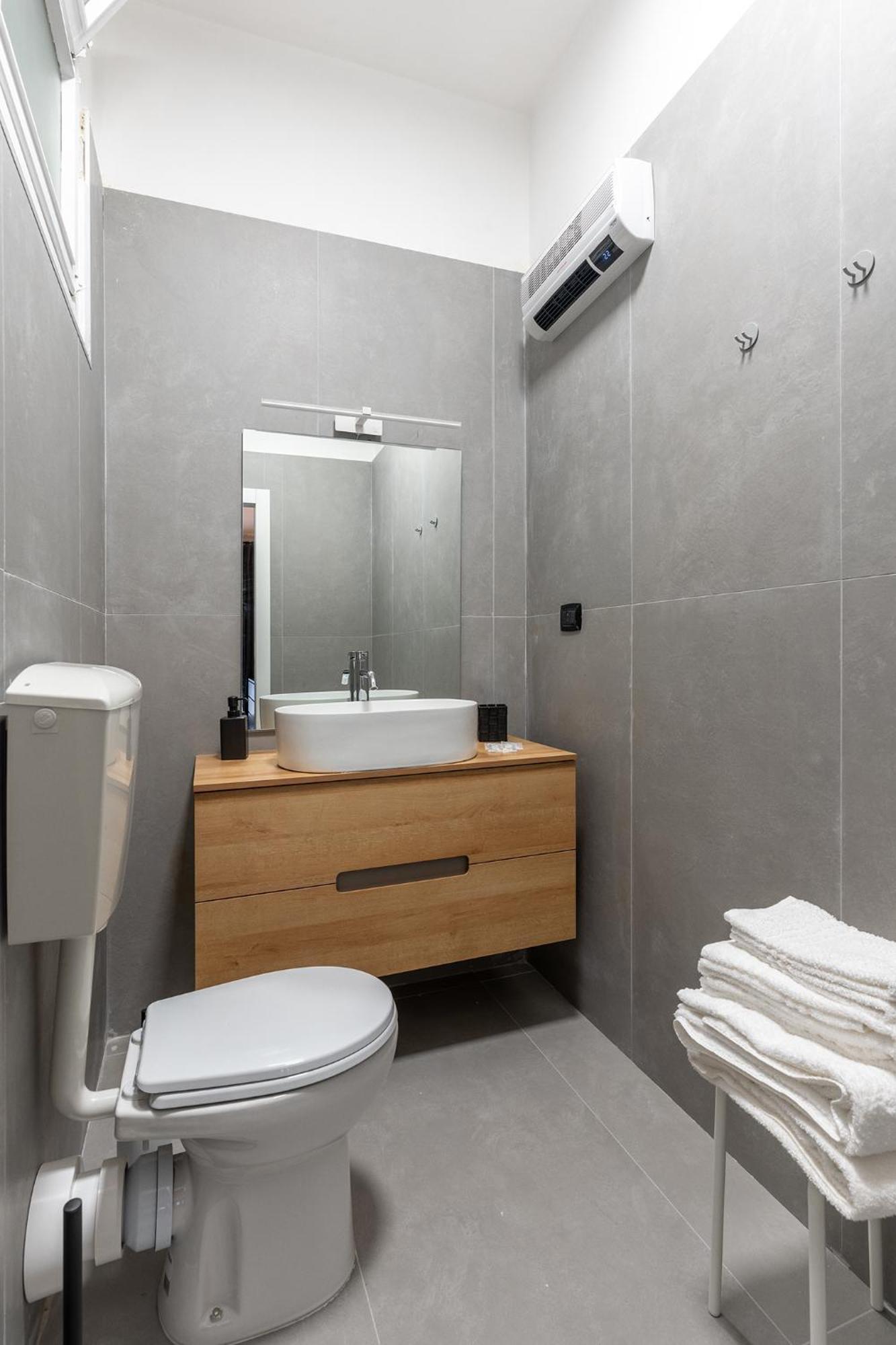 Fourooms - Bari Principe Amedeo Экстерьер фото